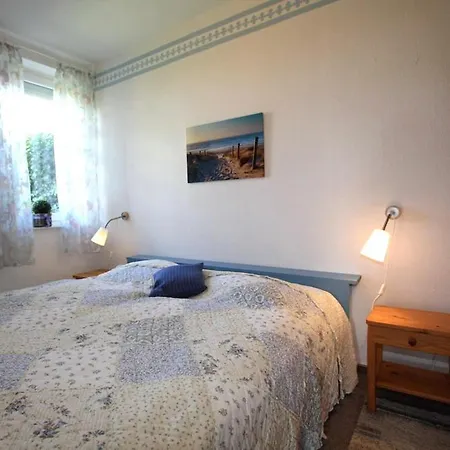 Holiday home Haus Seeanemone Dornumersiel